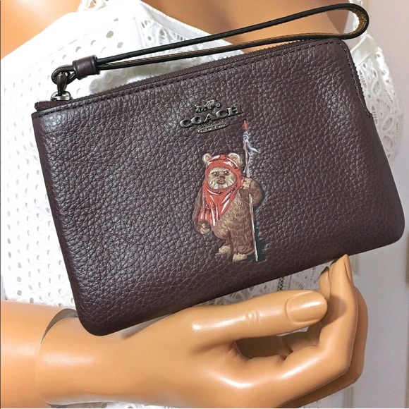 Coach X Star Wars Ewok Corner Zip Wristlet Bag NWT - Picture 5 of 8